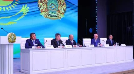 Олжас Бектенов Алматы облысының активіне өңірдің жаңа әкімін таныстырды