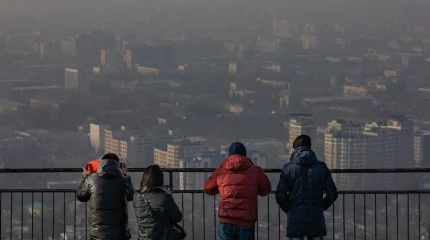 Грязный воздух повышает риск суицида: ученые заявили об опасности смога для психики