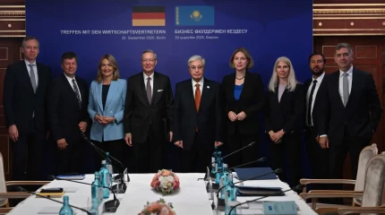 Президент Германияның экономикалық қауымдастықтары мен қаржы институттары жетекшілерімен кездесті