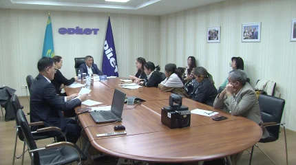 «Әділет» партиясы азаматтардың өтінішін қабылдап, шиеленіскен мәселелердің шешілуіне ықпал етуде